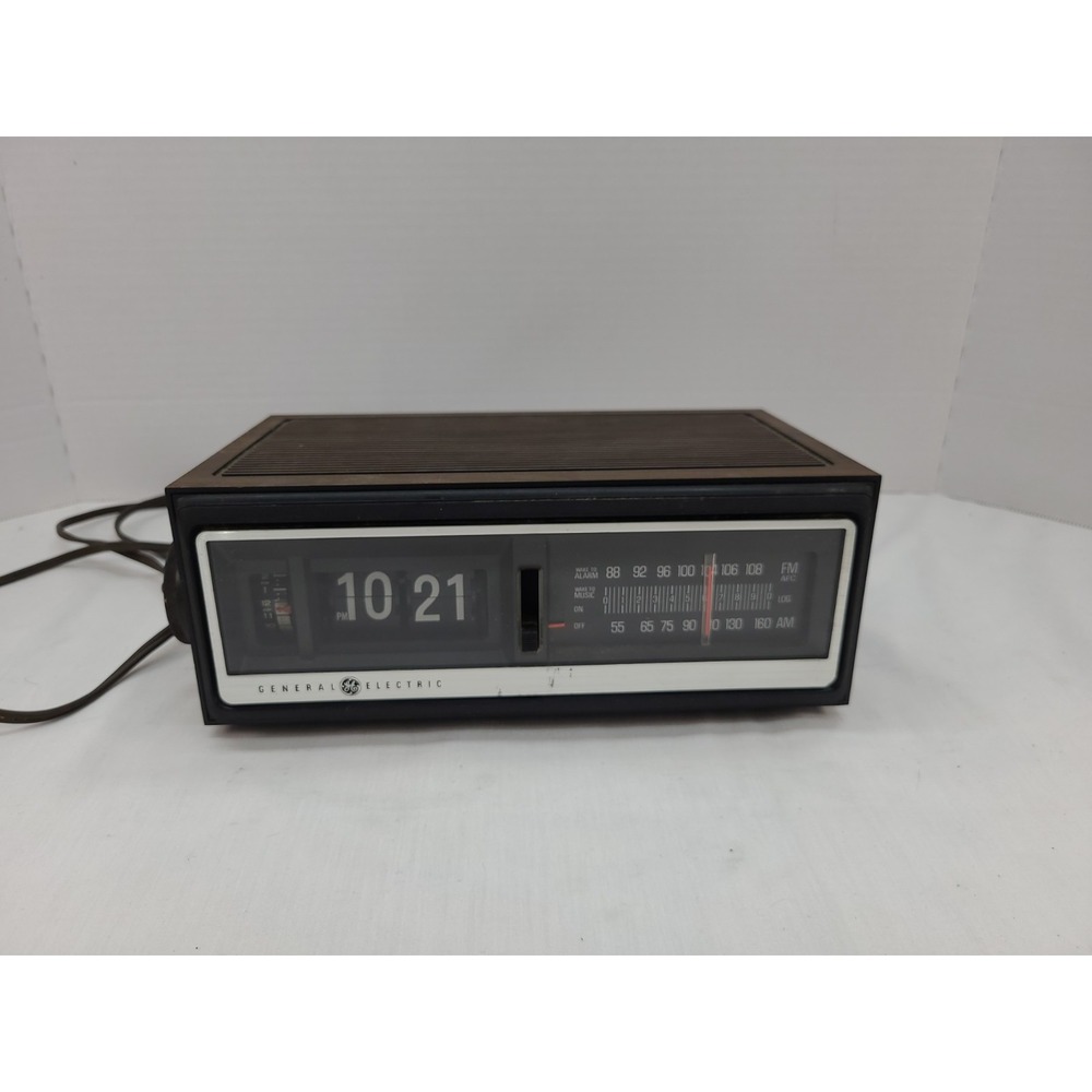 Vintage 80s General Electric GE 7-4300 Flip Alarm Clock Not working
